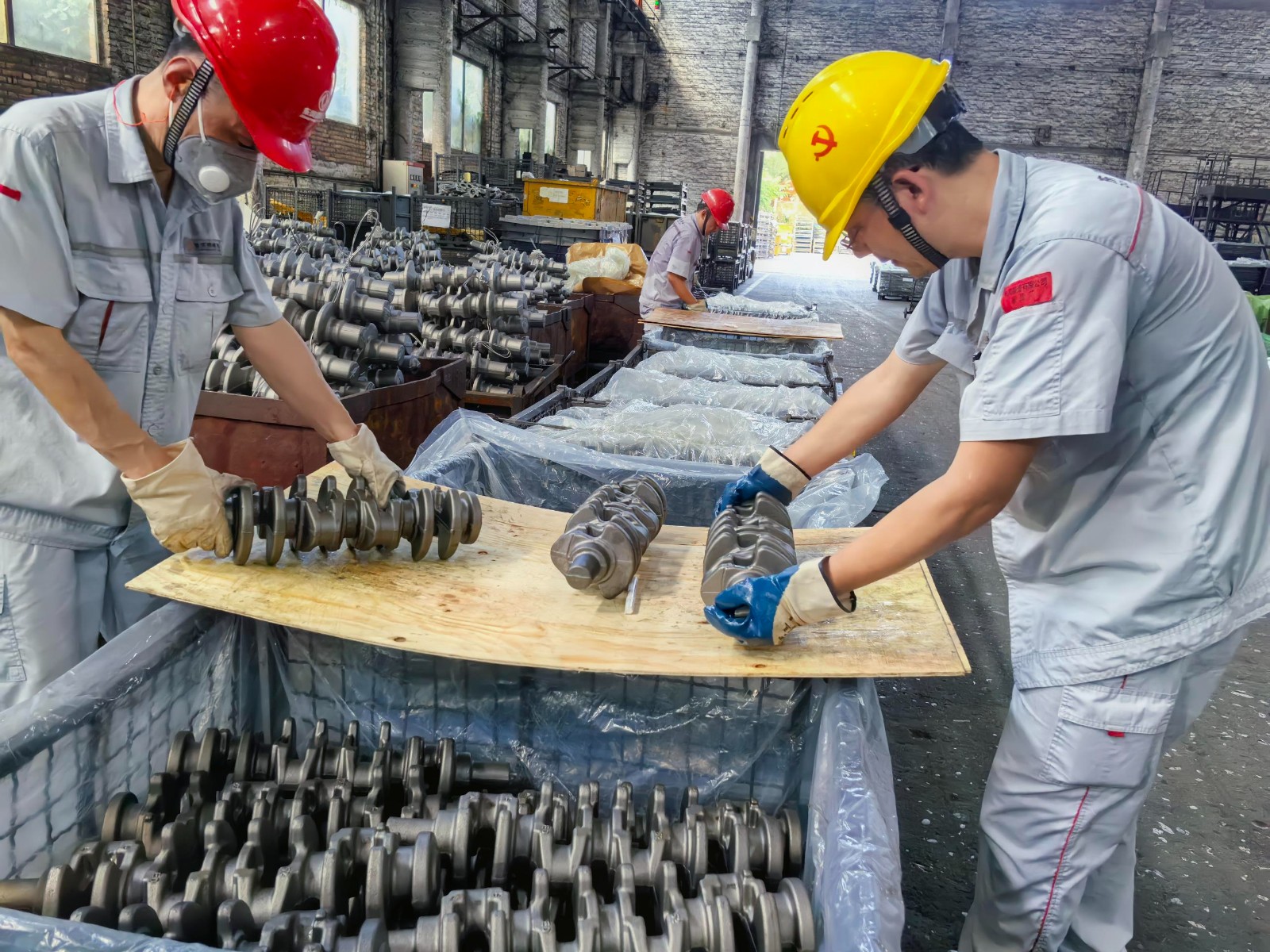 管理人員頂崗3.jpg 管理人員頂崗3.jpg